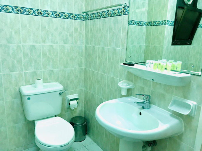 Bathroom 4, Jabal Akhdar Hotel, Izki