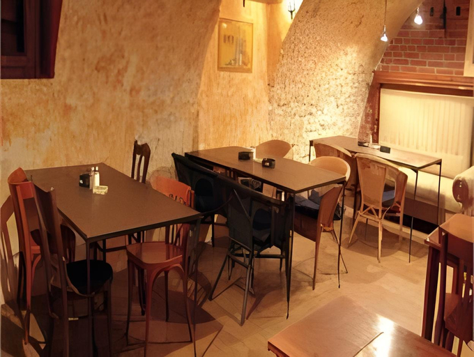 Food & Drinks 5, U Schnellu, Praha 6