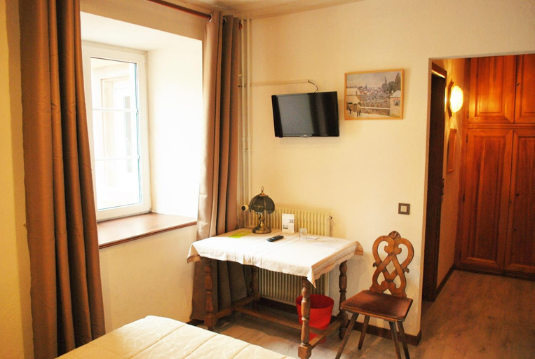 Bedroom 3, Logis Hotel Restaurant Kleiber, Bas-Rhin