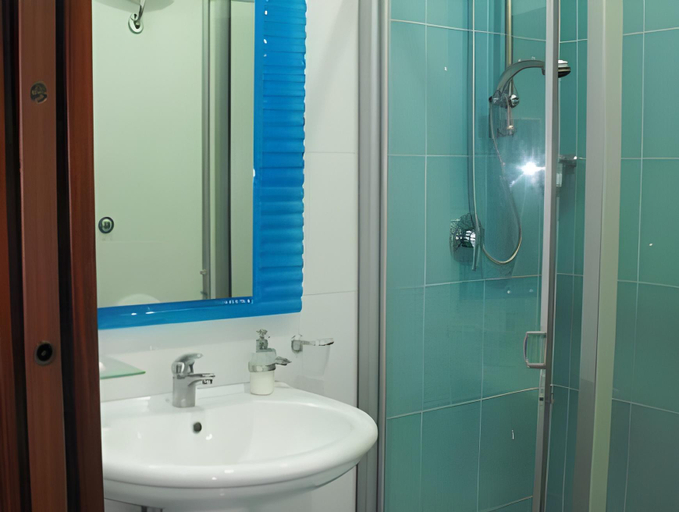 Bathroom 3, B&B Casa Degli Artisti, Palermo