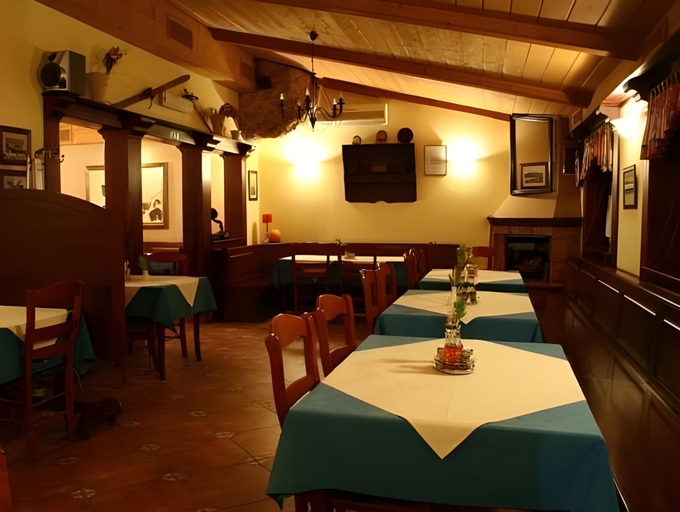 Food & Drinks 3, Rooms En Krajcar, Cerknica