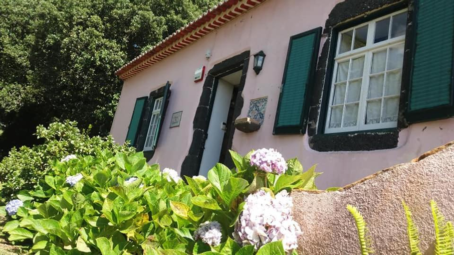 Casa das Lapinhas, Lagoa