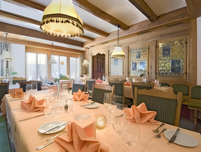 Food & Drinks 4, Hotel Alphorn, Saanen