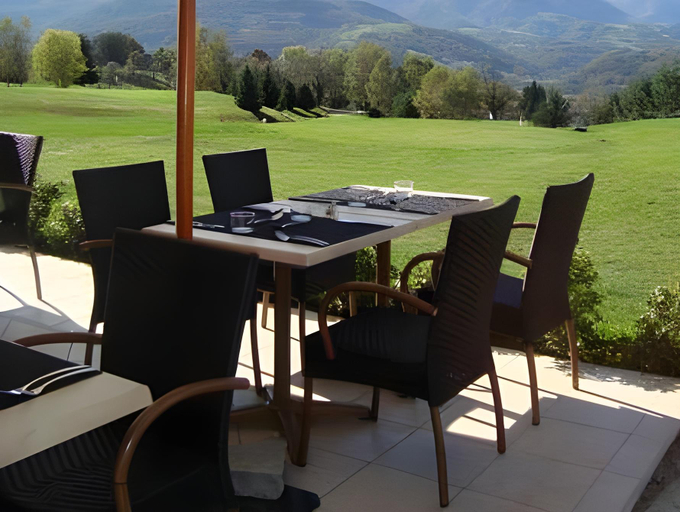 Food & Drinks 5, Domaine du Golf Country Club de Bigorre, Hautes-Pyrénées