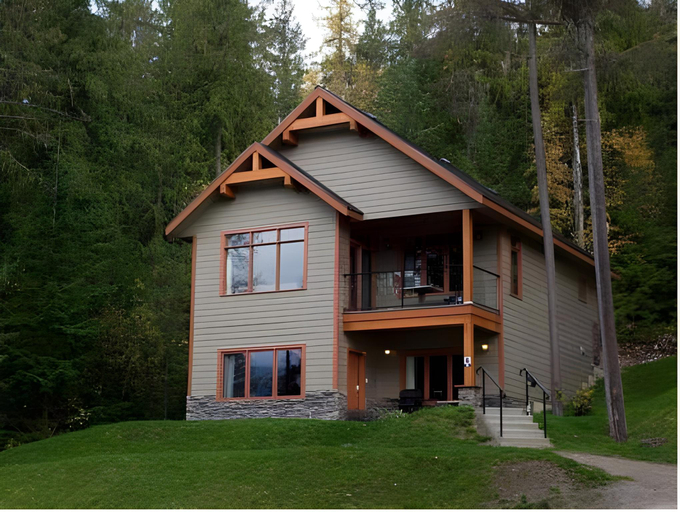 Others 5, Halcyon Hot Springs Resort, Central Kootenay