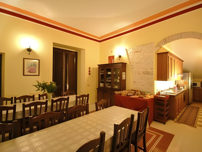 Food & Drinks 4, Sei Stelle, L'Aquila