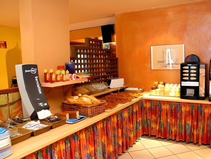 Food & Drinks 5, Hotel Aquarius, Pyrénées-Orientales