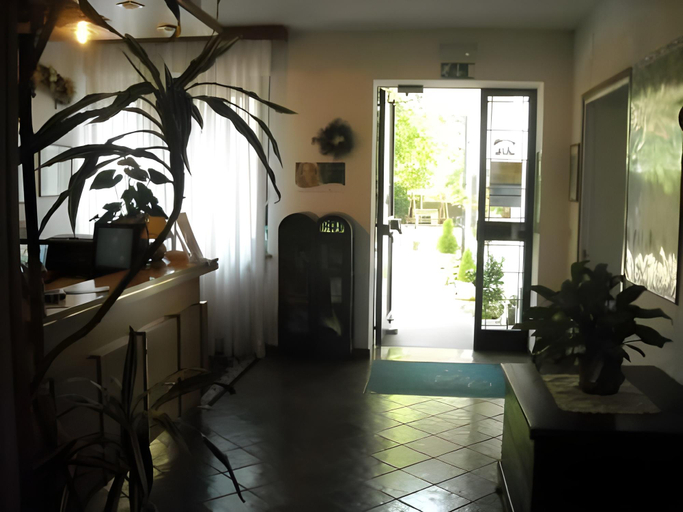 Public Area 2, Albergo Alla Valle di Banne, Trieste