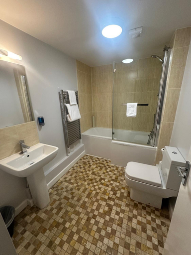 Bathroom 4, Sporting Lodge Inns Middlesbrough, Middlesbrough