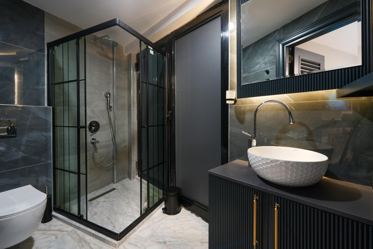 Bathroom 5, Ataşehir Kuruçeşme Palace, Atasehir