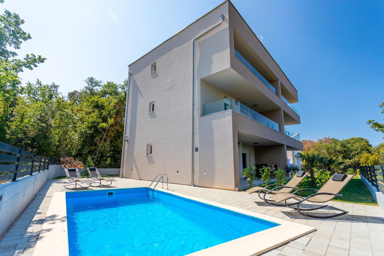 Others 3, Villa Neda, Malinska-Dubašnica