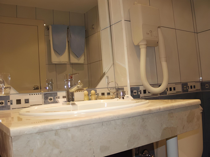 Bathroom 4, Aphrodite Hotel, Varna