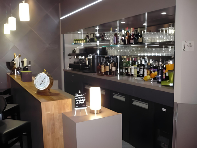 Food & Drinks 4, Logis Hotels Restaurant le SAINT-JACQUES -Cloyes les 3 Rivieres, Eure-et-Loir