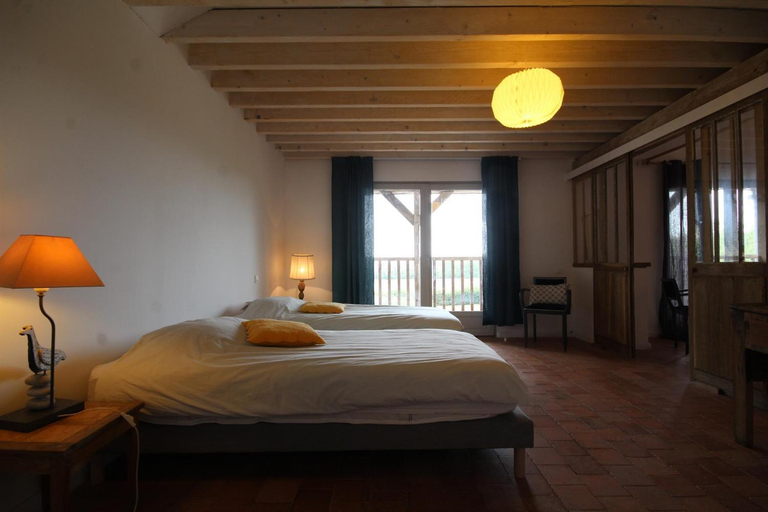Bedroom 5, La Charbonniere, Nièvre