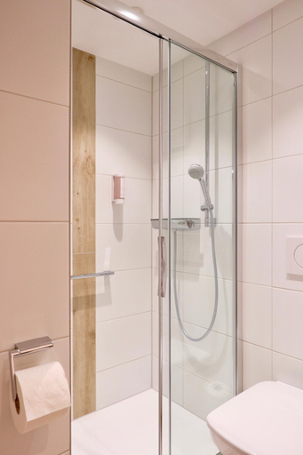 Bathroom 5, DEVA Hotel Renchtalblick, Ortenaukreis