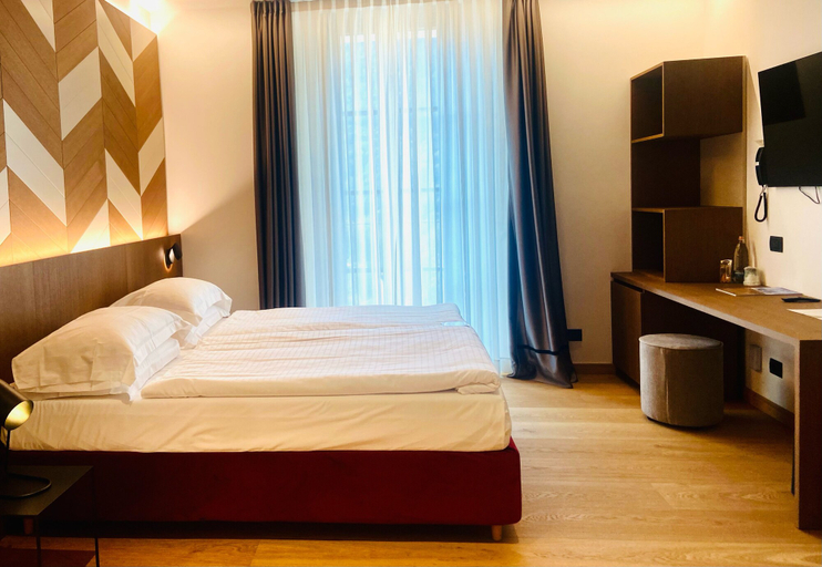 Bedroom 3, Wine Hotel San Carlo - Relais & SPA, Sondrio