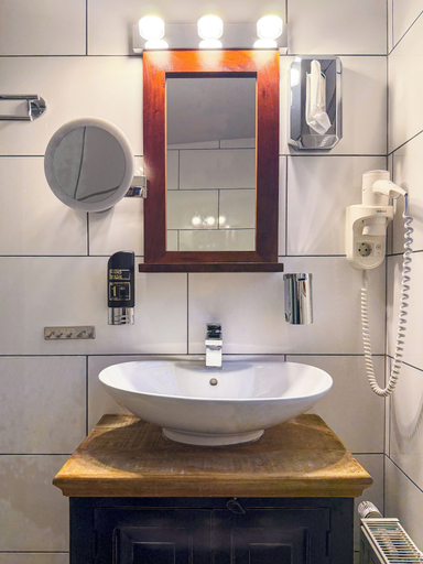 Bathroom 5, Landhotel Engel & Kreuz, Rastatt