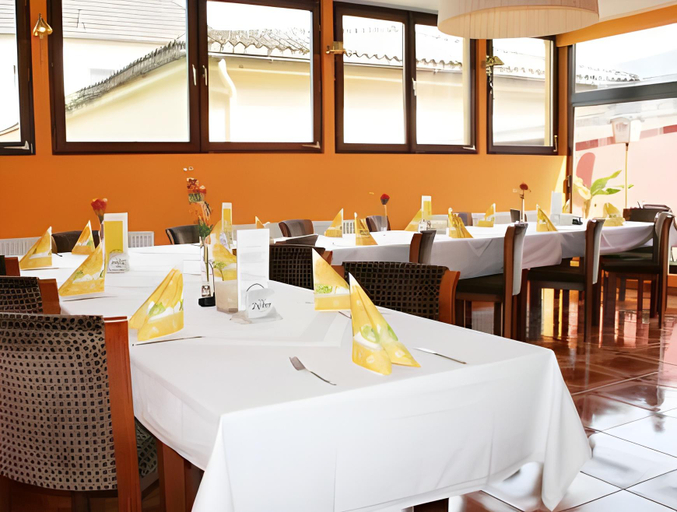 Food & Drinks 4, Turm Inn 24H Self Check In By H&H Hotels, Linz