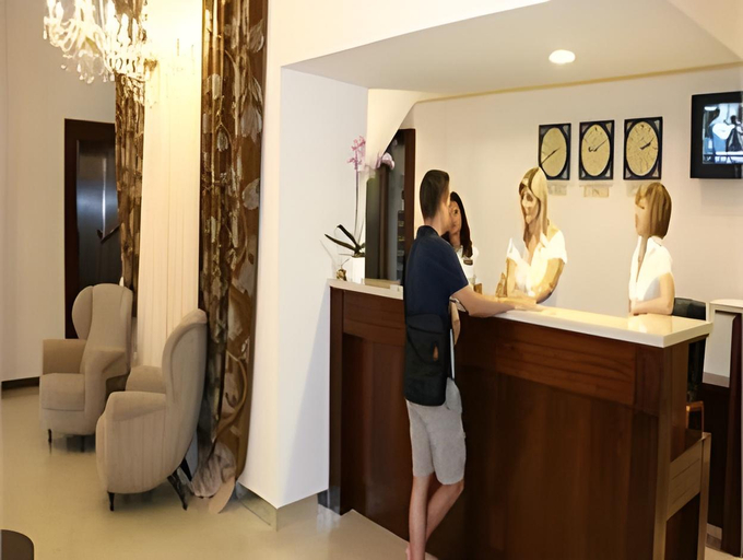 Public Area 4, Hotel Globo, Split