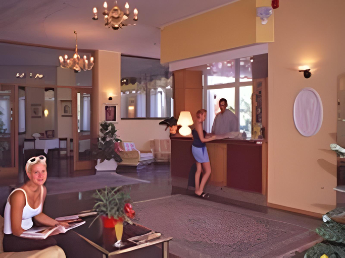Others 4, Hotel Ambassador Meuble, Udine