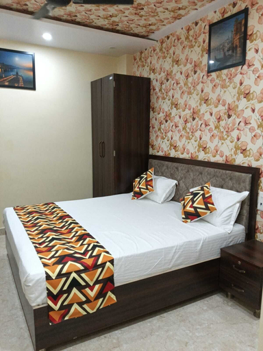 Bedroom 5, JS Banaras Residency, Varanasi