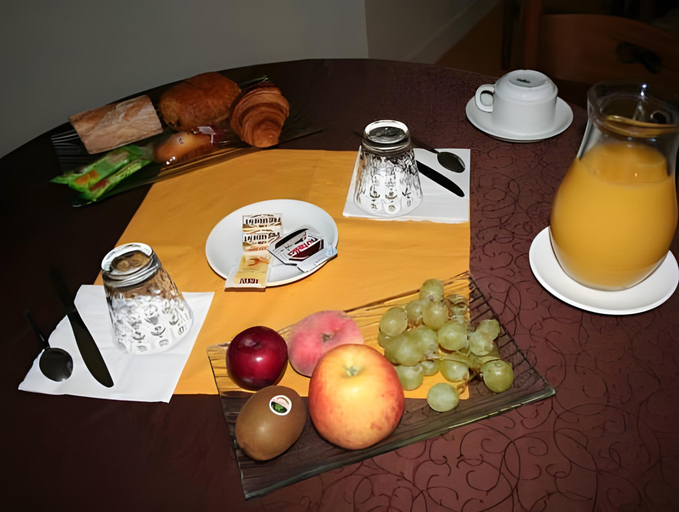 Food & Drinks 4, Hotel d Orléans, Charente
