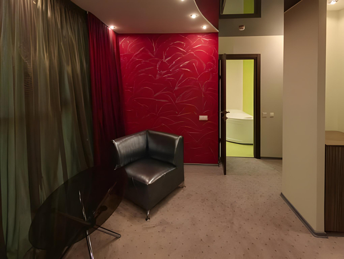 Others 5, X&O Hotel, Saratovskiy rayon