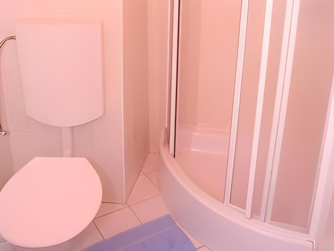 Bathroom 4, Pension Familia, Semily