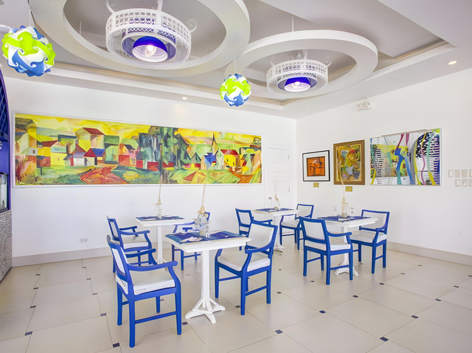 Food & Drinks 5, Vitalis Villas, Santiago