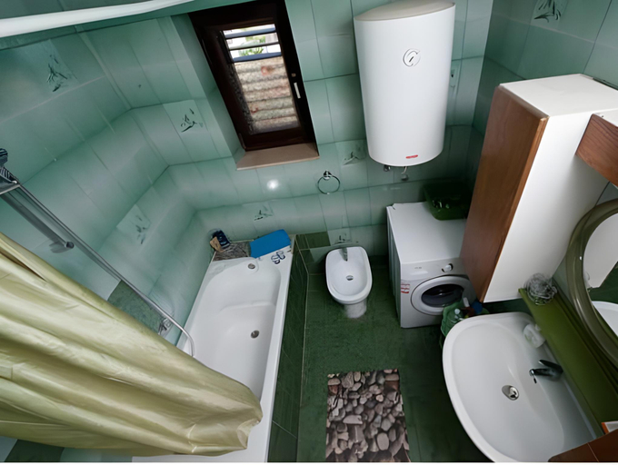 Bathroom 2, Apartments Ina & Ika, Rovinj