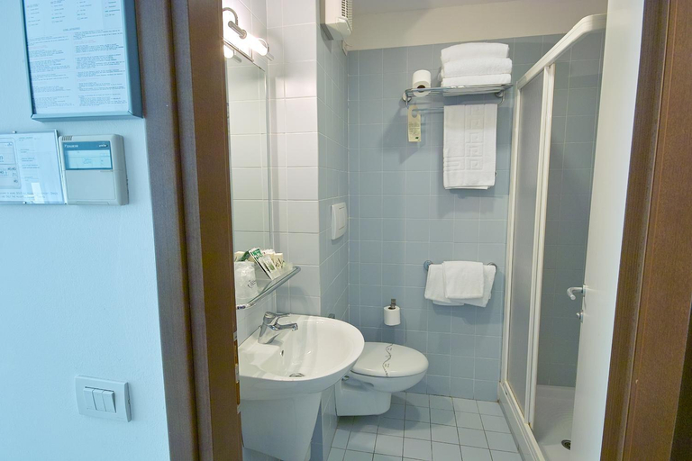 Bathroom 3