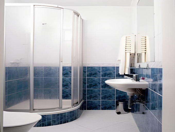 Bathroom 4, Hotel Villa Eva, Gdańsk City