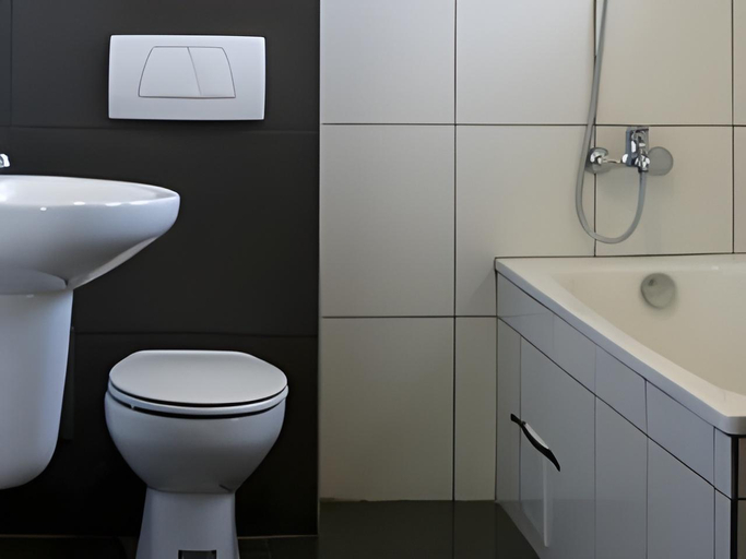 Bathroom 2, Asti Arthotel, Tsarevo