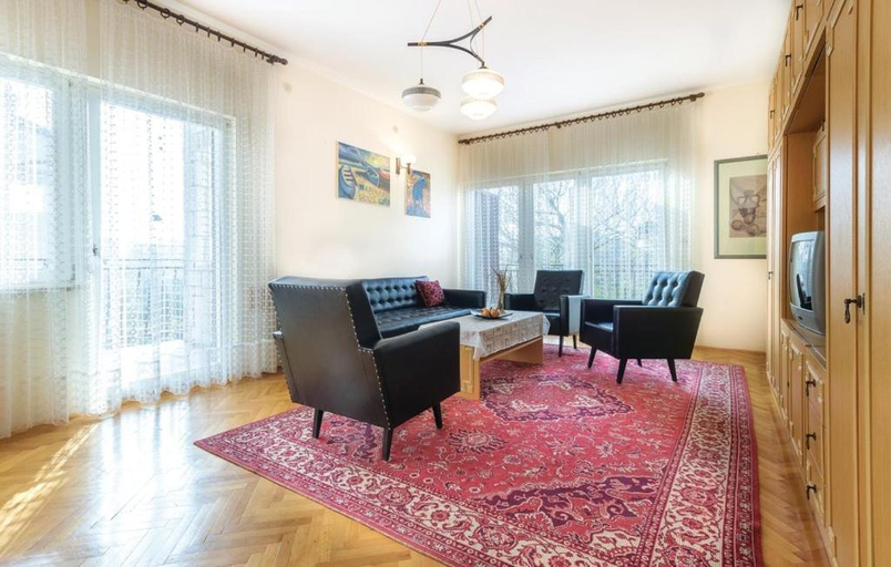 Others 2, Apartments Milka 1767, Medulin