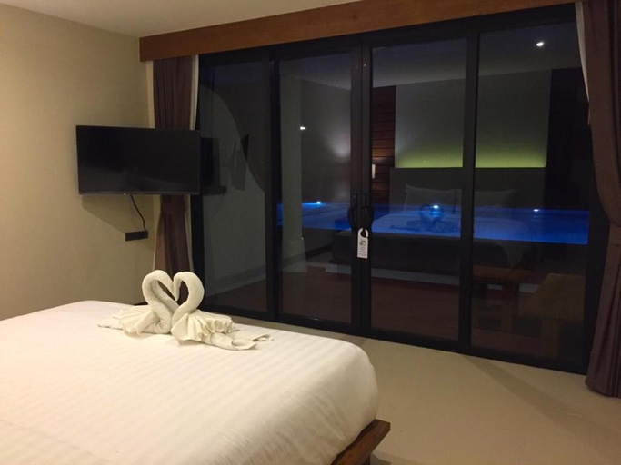 Bedroom 8
