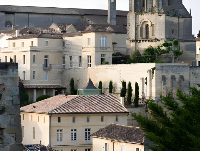 Exterior & Views 1, Hostellerie de Plaisance, Gironde