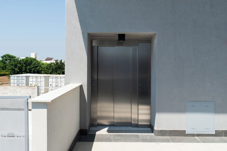 Exterior & Views 2, Lolita's Beachfront Loft by Wonderful Italy, Bari