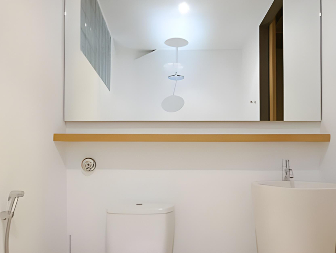 Bathroom 3, Clio Apartments, Badung