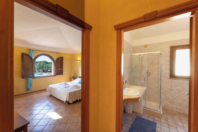 Others 4, Tropical Residence In Santa Margherita, Cagliari