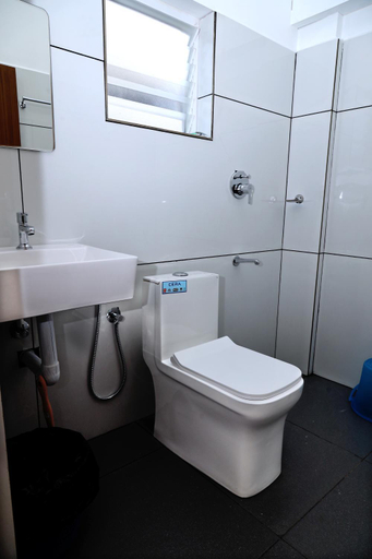 Bathroom 3, Misty Avenue Rooms, Idukki