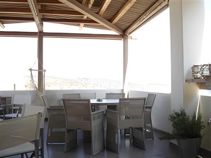 Food & Drinks 4, Speires suites, South Aegean