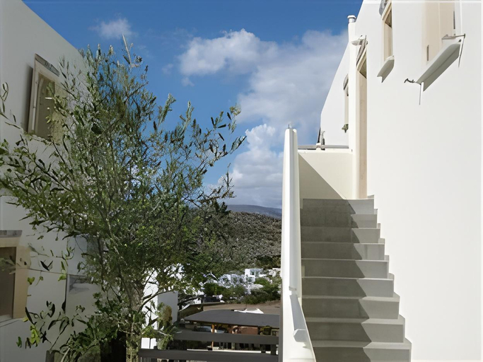 Others 5, Speires suites, South Aegean