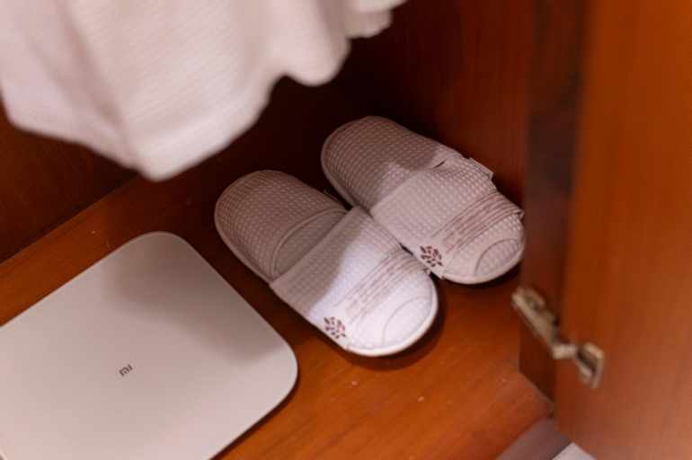 Amenities 7