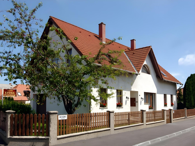 Others 5, Zsuzsa Panzio, Balatonfüred