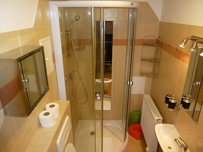 Bathroom 4, Apartma Sungarden Liberec, Liberec