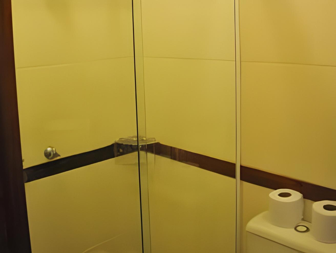 Bathroom 3, Pousada Abayomi, Parati