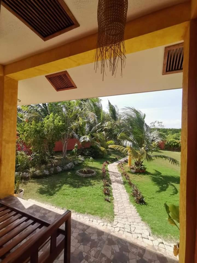 Others 4, saschas place bungalow 1, Siquijor