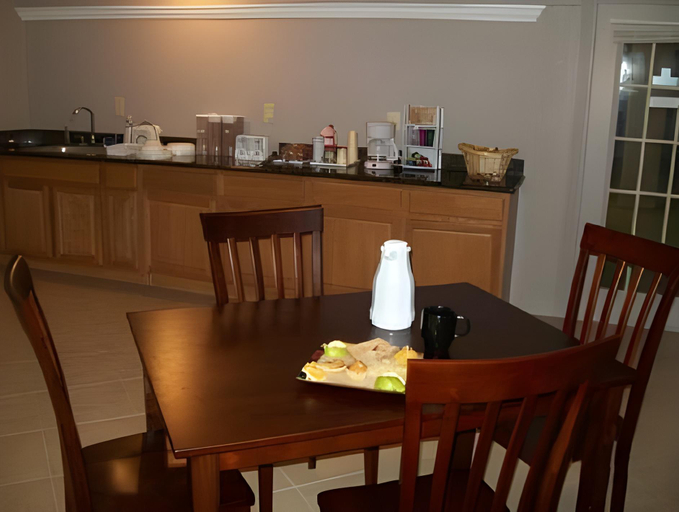 Food & Drinks 5, Passport Inn & Suites Kemah, Galveston