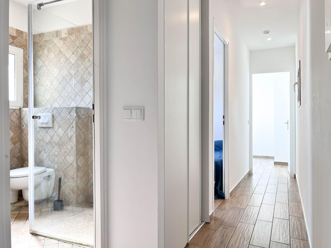 Bathroom 3, Royal Palm, Corse-du-Sud