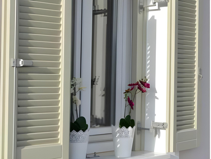 Others 2, Romanza Studios, Ionian Islands